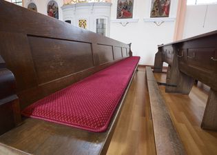 [Translate to Polski:] Mittelschiff Lisdorf