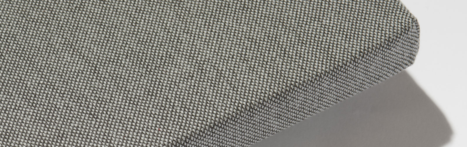 wzór tapicerki poduszki na ławki Simplex 40 mm Kod koloru 7146 Kolor szary